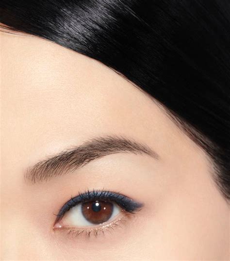 chanel crayon yeux bleu jean|how to use eye definer.